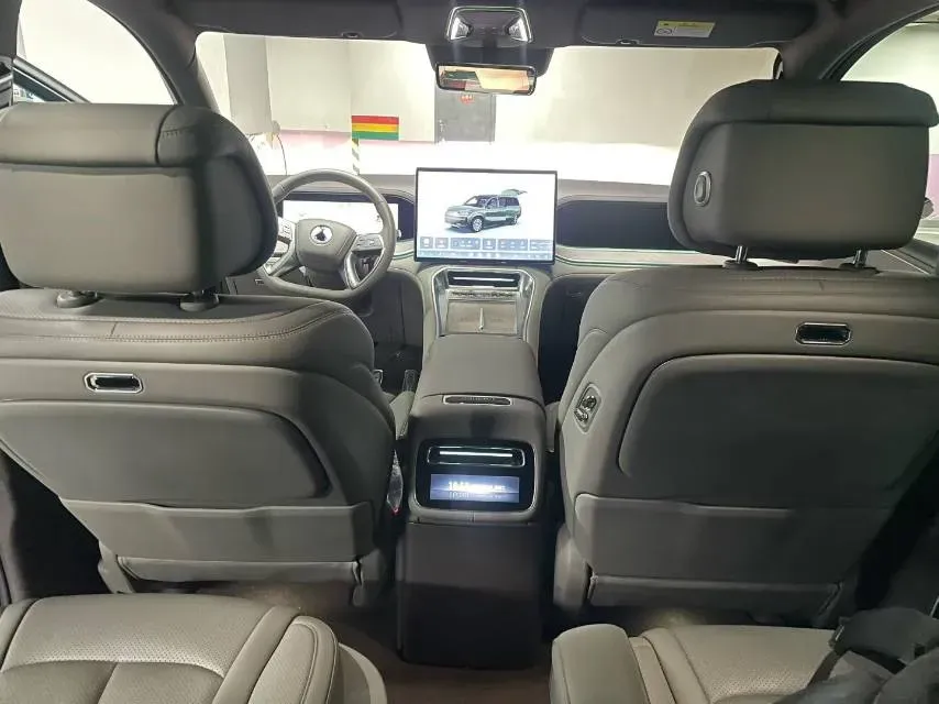 2025 Denza D9 1.5T 156HP L4 E-CVT PHEV 40KWH,autocango,china used car exporter,china ev exporter,chinese used car exporter,chinese used ev exporter