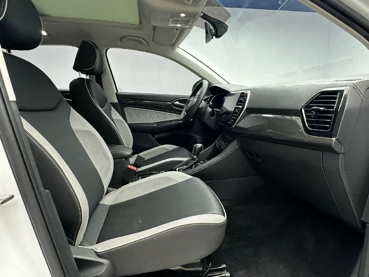 2023 Jetta VS7 1.4T 150HP L4 6AT,autocango,china used car exporter,china ev exporter,chinese used car exporter,chinese used ev exporter