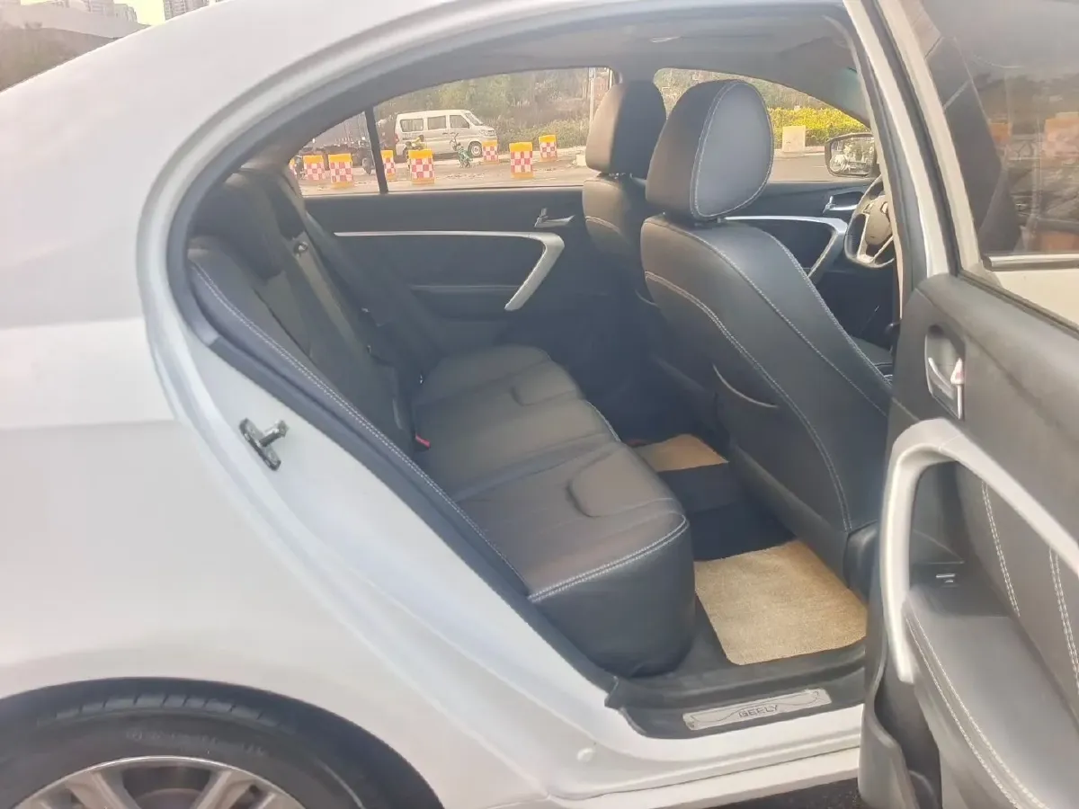 2017 Geely Emgrand 1.5L 109HP L4 CVT,autocango,china used car exporter,china ev exporter,chinese used car exporter,chinese used ev exporter