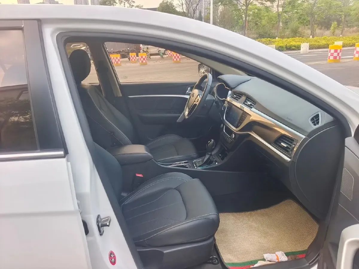 2017 Geely Emgrand 1.5L 109HP L4 CVT,autocango,china used car exporter,china ev exporter,chinese used car exporter,chinese used ev exporter