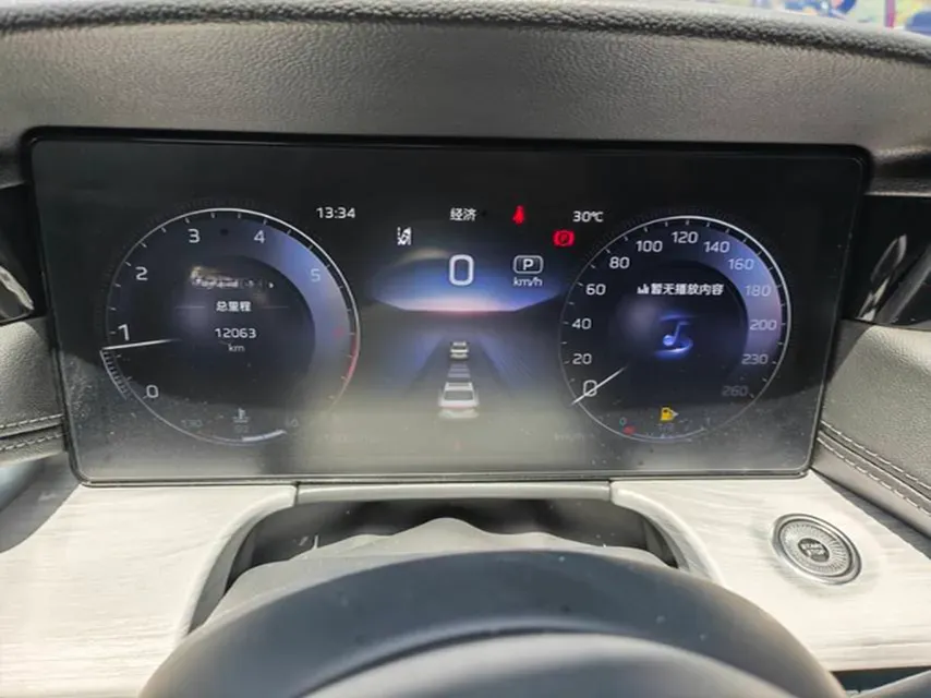 2025 HongQi H5 1.5T 169HP L4 1DHT Hybrid,autocango,china used car exporter,china ev exporter,chinese used car exporter,chinese used ev exporter