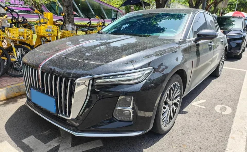 2025 HongQi H5 1.5T 169HP L4 1DHT Hybrid,autocango,china used car exporter,china ev exporter,chinese used car exporter,chinese used ev exporter