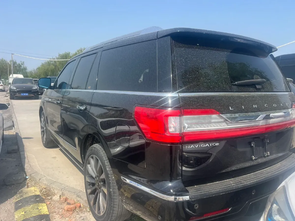 2020 Lincoln Navigator 3.5T 388HP V6 10AT,autocango,china used car exporter,china ev exporter,chinese used car exporter,chinese used ev exporter