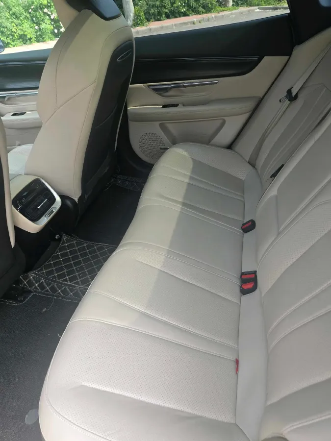 2022 Xpeng P7 BEV 60.2KWH,autocango,china used car exporter,china ev exporter,chinese used car exporter,chinese used ev exporter