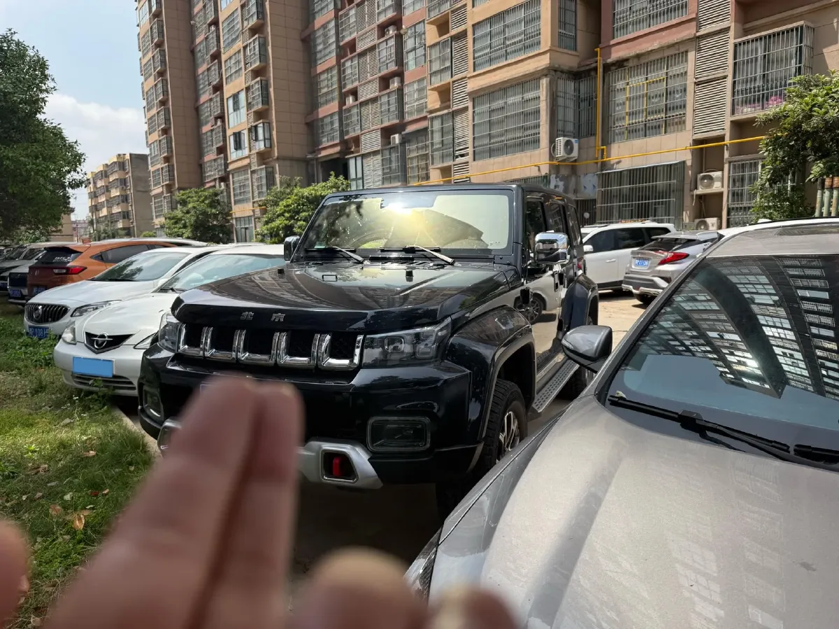 2023 Beijing BJ40 2.0T 224HP L4 8AT,autocango,china used car exporter,china ev exporter,chinese used car exporter,chinese used ev exporter
