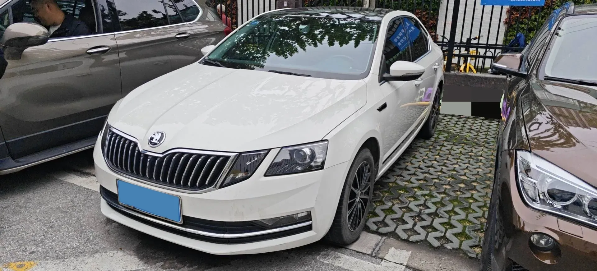 2018 Skoda Octavia 1.2T 116HP L4 7DCT,autocango,china used car exporter,china ev exporter,chinese used car exporter,chinese used ev exporter