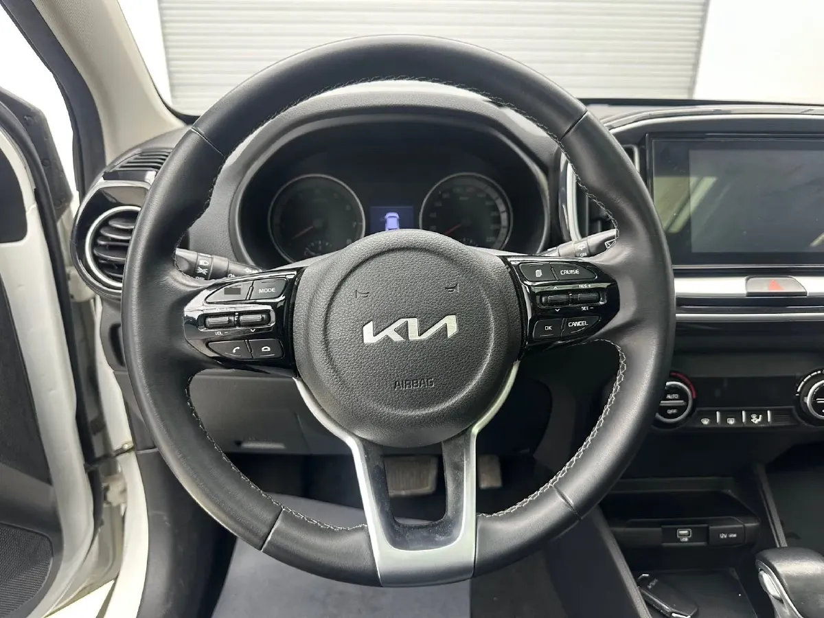 2021 Kia KX1 1.4L 100HP L4 CVT,autocango,china used car exporter,china ev exporter,chinese used car exporter,chinese used ev exporter
