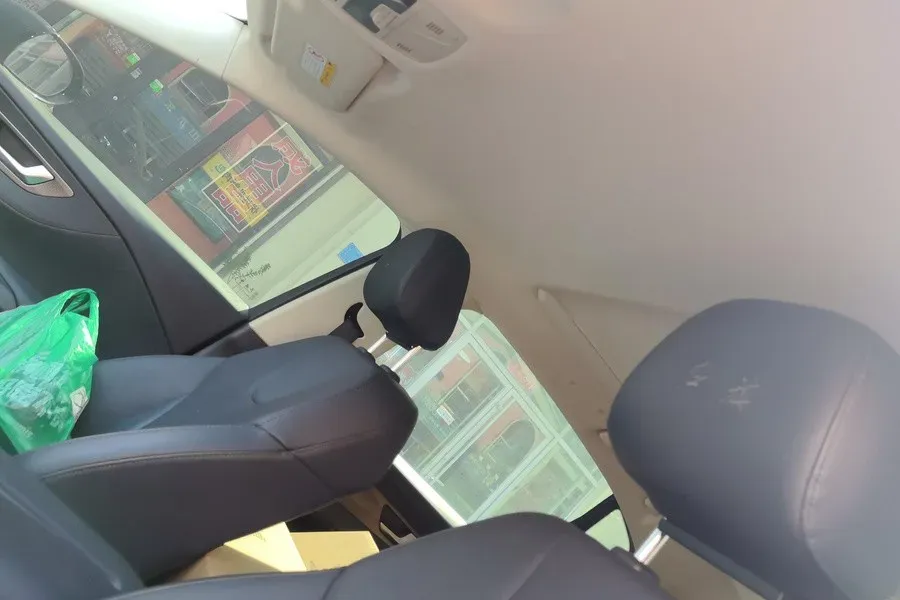 2022 HongQi E-QM5 BEV 54KWH,autocango,china used car exporter,china ev exporter,chinese used car exporter,chinese used ev exporter