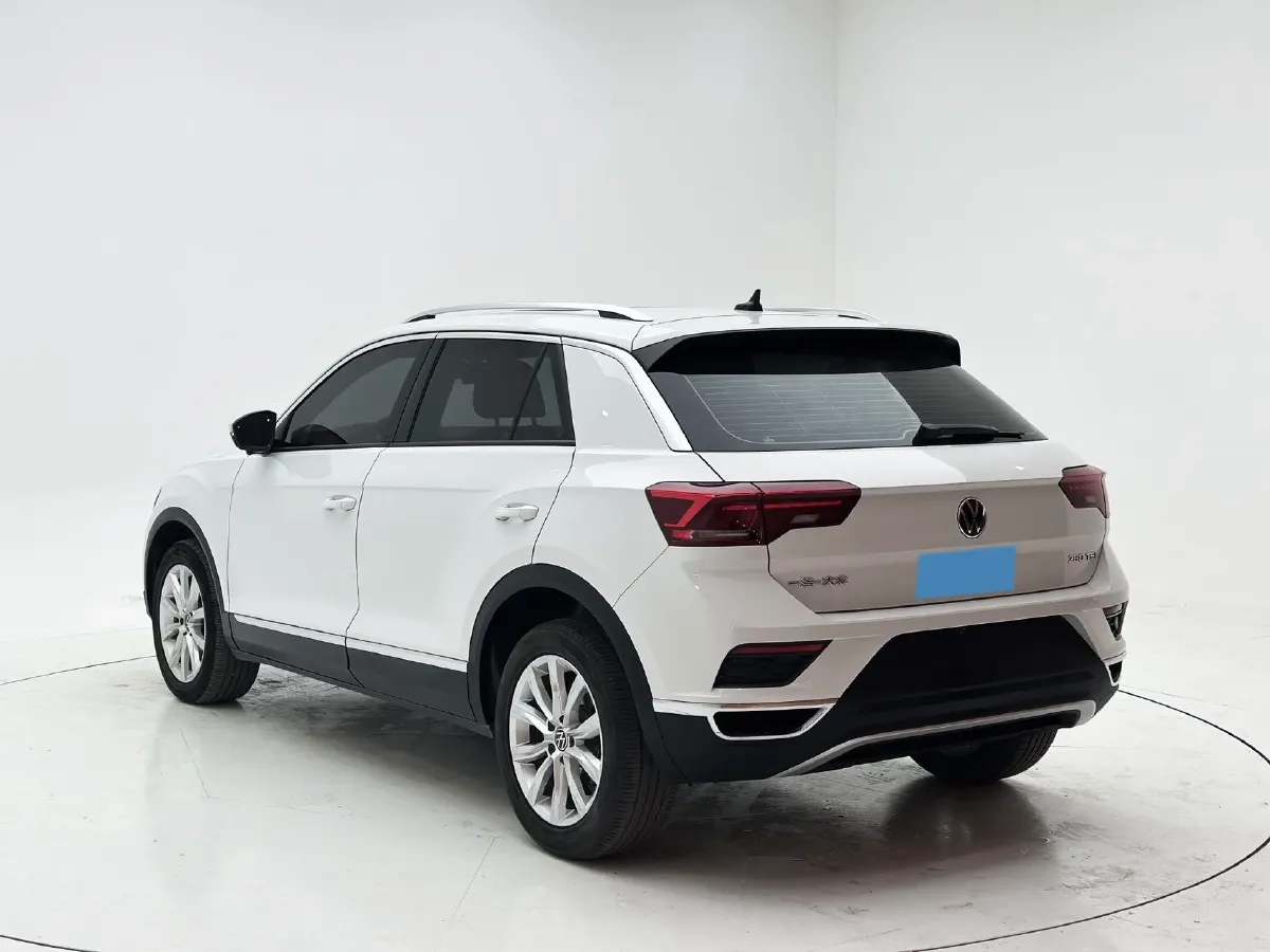2022 Volkswagen T-Roc 1.4T 150HP L4 7DCT,autocango,china used car exporter,china ev exporter,chinese used car exporter,chinese used ev exporter