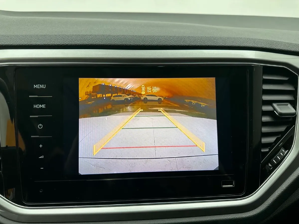 2022 Volkswagen T-Roc 1.4T 150HP L4 7DCT,autocango,china used car exporter,china ev exporter,chinese used car exporter,chinese used ev exporter