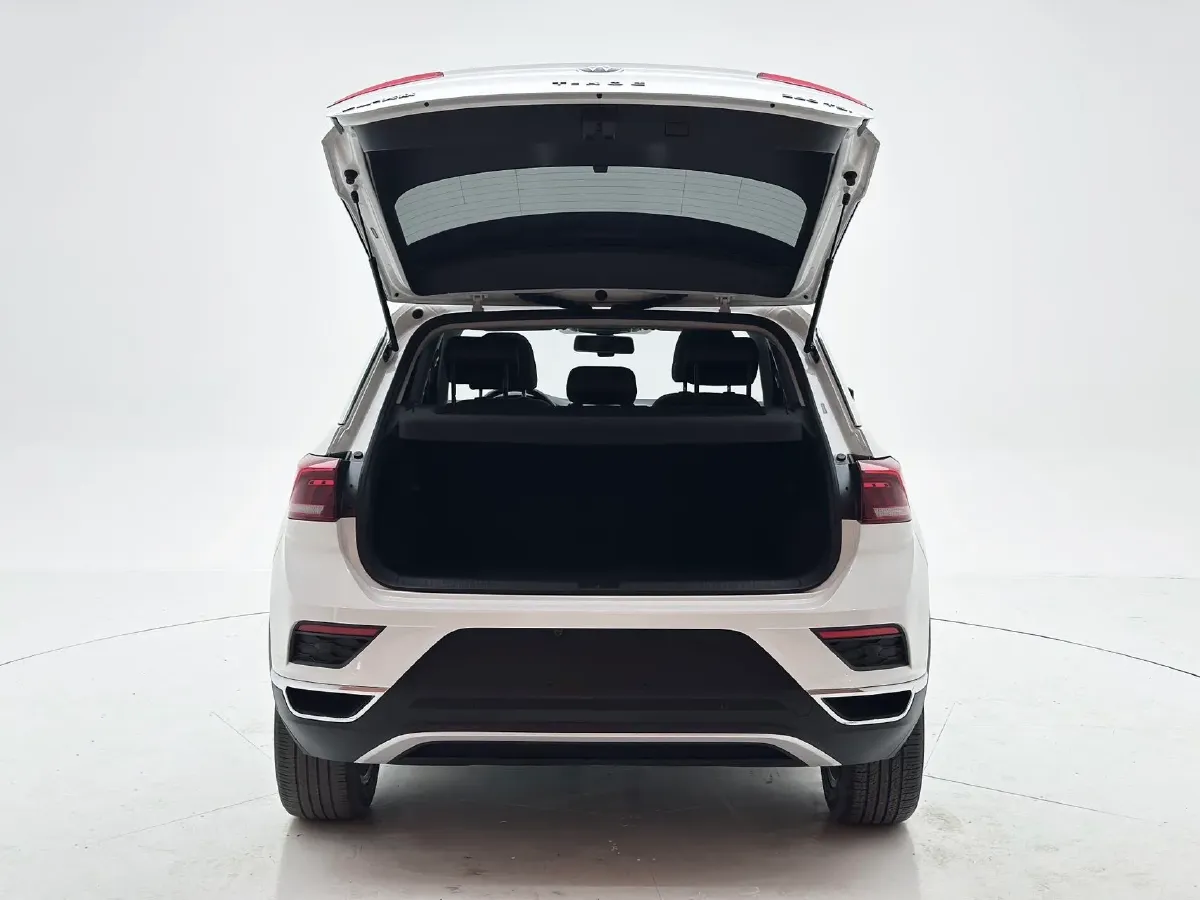 2022 Volkswagen T-Roc 1.4T 150HP L4 7DCT,autocango,china used car exporter,china ev exporter,chinese used car exporter,chinese used ev exporter