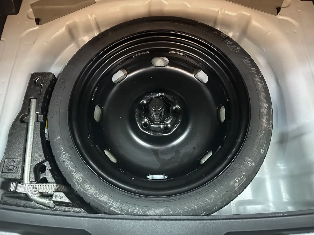 2022 Volkswagen T-Roc 1.4T 150HP L4 7DCT,autocango,china used car exporter,china ev exporter,chinese used car exporter,chinese used ev exporter