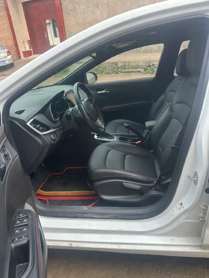 2019 Chevrolet Monza 1.3T 163HP L3 6AT,autocango,china used car exporter,china ev exporter,chinese used car exporter,chinese used ev exporter