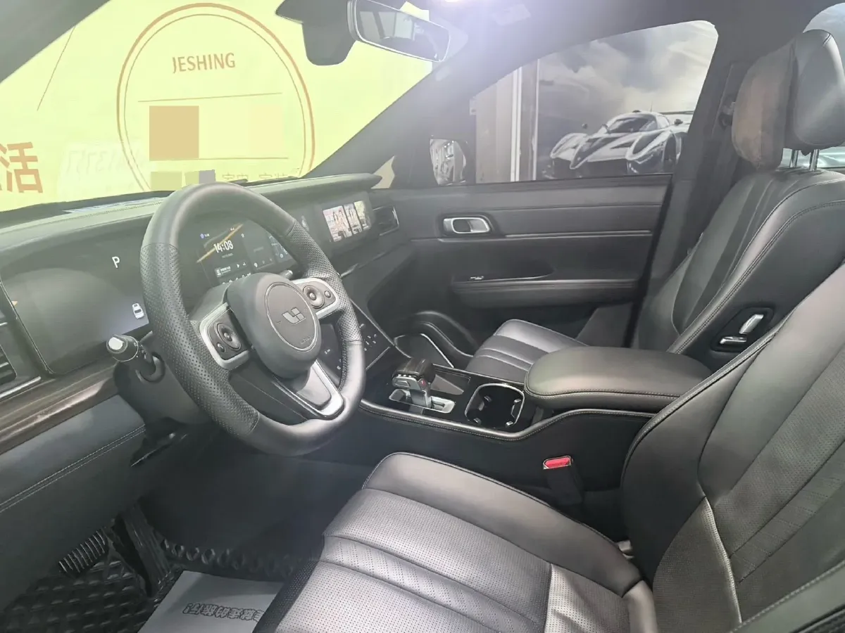 2020 Li ONE Range Extended 131HP REEV 40.5KWH,autocango,china used car exporter,china ev exporter,chinese used car exporter,chinese used ev exporter