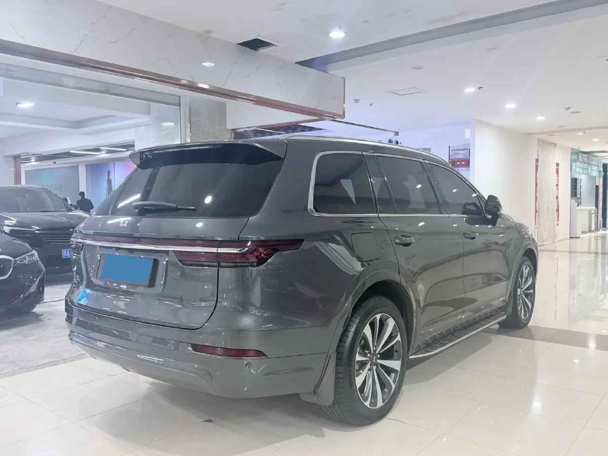 2020 Li ONE Range Extended 131HP REEV 40.5KWH,autocango,china used car exporter,china ev exporter,chinese used car exporter,chinese used ev exporter