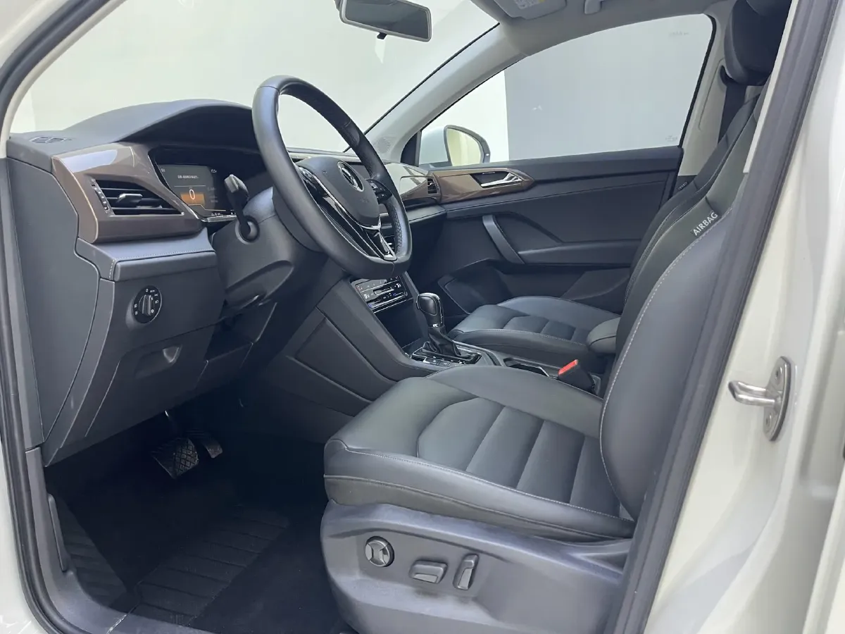 2022 Volkswagen Tharu 1.4T 150HP L4 7DCT,autocango,china used car exporter,china ev exporter,chinese used car exporter,chinese used ev exporter