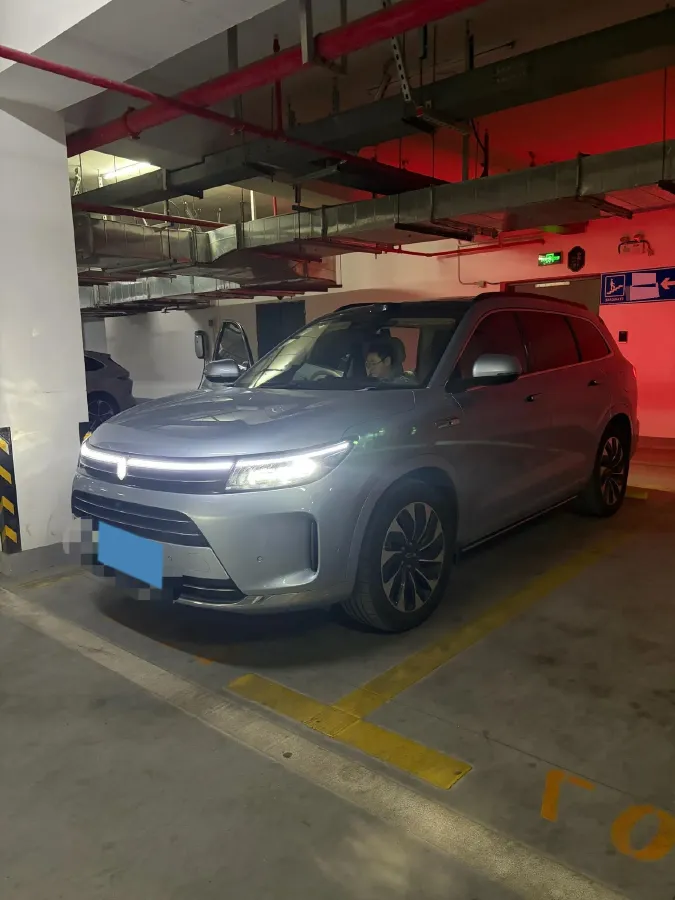 2024 AITO AITO M7 1.5T 152HP L4 REEV 40KWH,autocango,china used car exporter,china ev exporter,chinese used car exporter,chinese used ev exporter