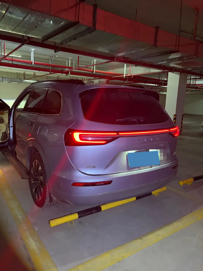 2024 AITO AITO M7 1.5T 152HP L4 REEV 40KWH,autocango,china used car exporter,china ev exporter,chinese used car exporter,chinese used ev exporter