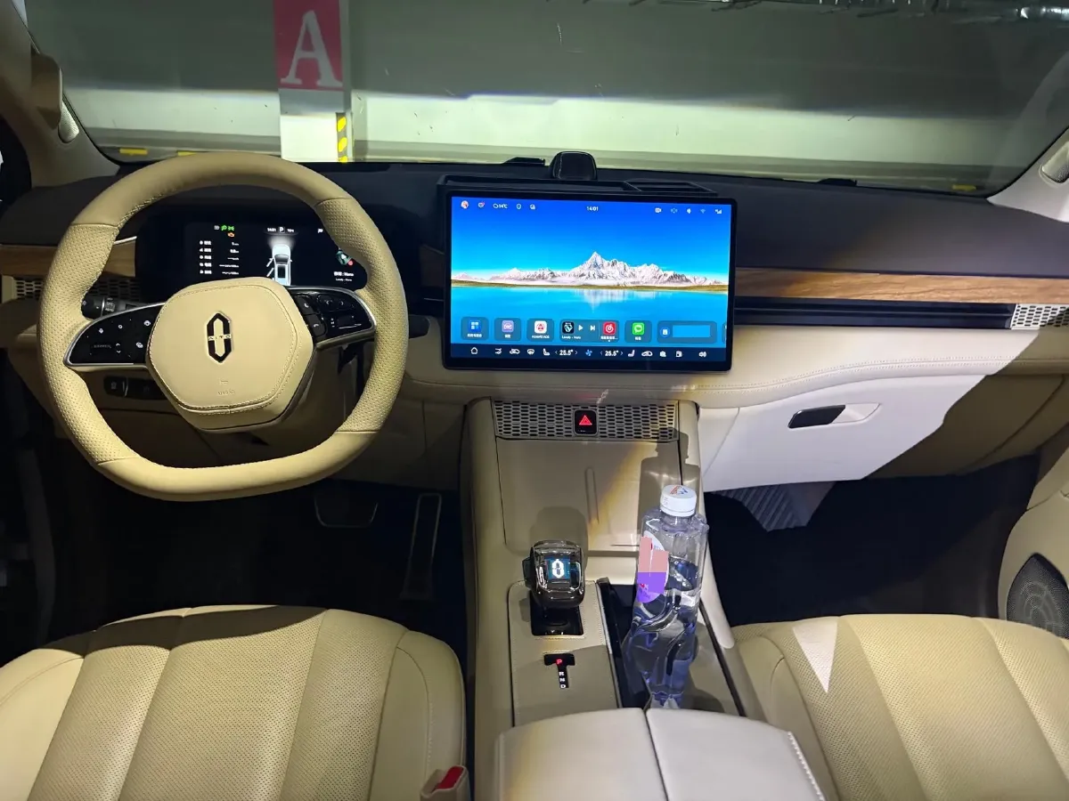 2024 AITO AITO M7 1.5T 152HP L4 REEV 40KWH,autocango,china used car exporter,china ev exporter,chinese used car exporter,chinese used ev exporter