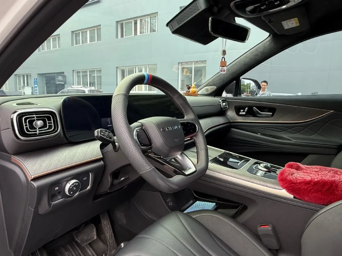 2025 Chery Tiggo 9 2.0T 261HP L4 8AT,autocango,china used car exporter,china ev exporter,chinese used car exporter,chinese used ev exporter