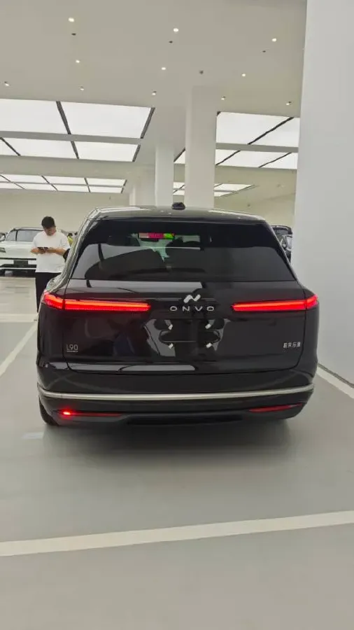 2025 ONVO L90 BEV,autocango,china used car exporter,china ev exporter,chinese used car exporter,chinese used ev exporter