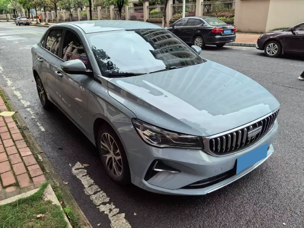 2025 Geely Emgrand 1.5L 127HP L4 CVT,autocango,china used car exporter,china ev exporter,chinese used car exporter,chinese used ev exporter