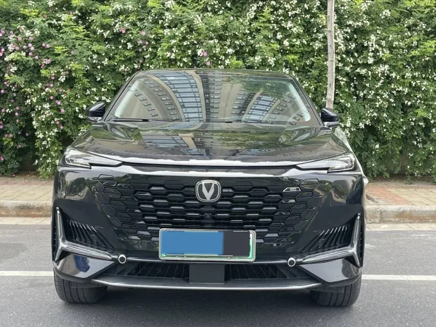 2023 ChangAn UNI-K iDD 1.5T 170HP L4 6TCT PHEV 28.39KWH,autocango,china used car exporter,china ev exporter,chinese used car exporter,chinese used ev exporter