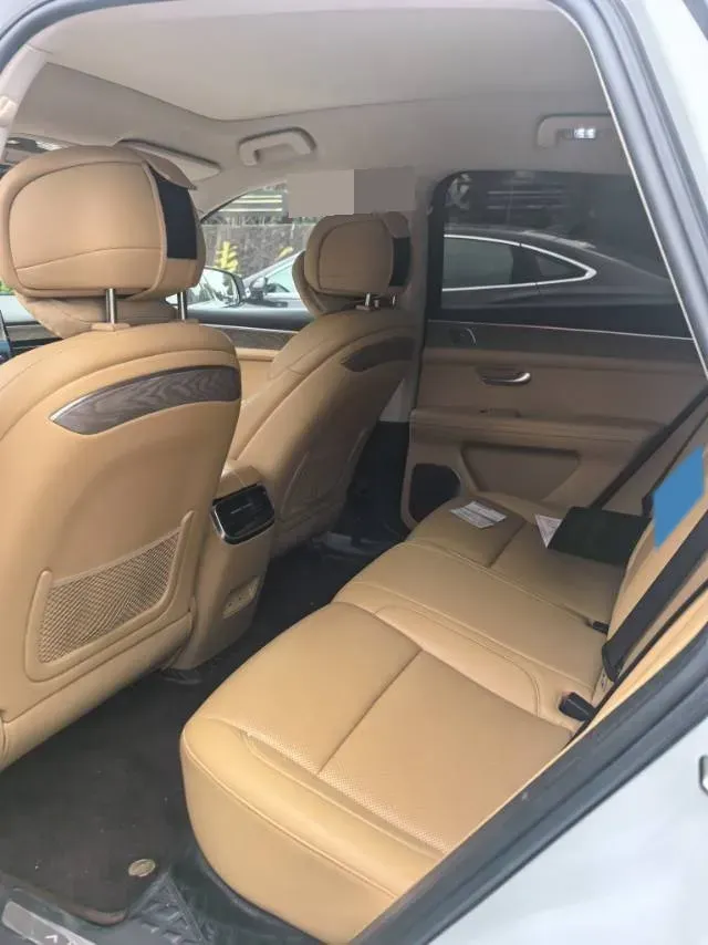 2022 JMC YuHu 7 2.0T 141HP L4 8AT,autocango,china used car exporter,china ev exporter,chinese used car exporter,chinese used ev exporter