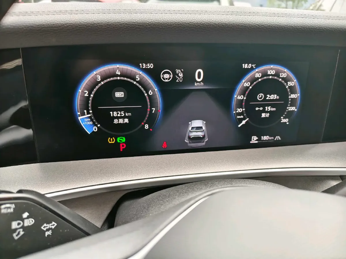 2025 Volkswagen Tayron 2.0T 220HP L4 7DCT,autocango,china used car exporter,china ev exporter,chinese used car exporter,chinese used ev exporter