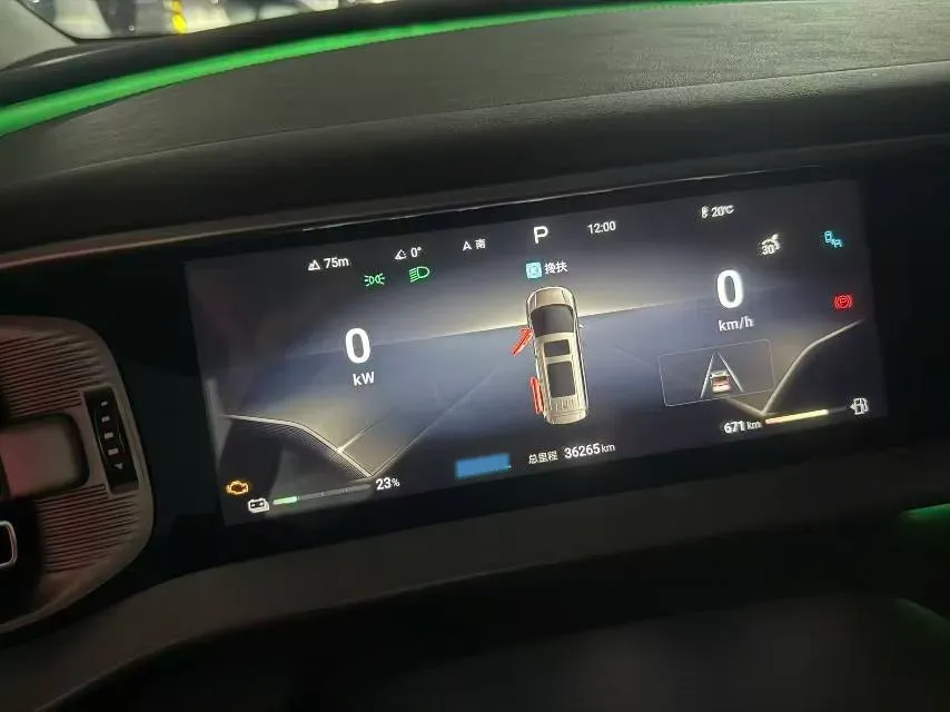 2024 Denza D9 1.5T 139HP L4 E-CVT PHEV 40KWH,autocango,china used car exporter,china ev exporter,chinese used car exporter,chinese used ev exporter