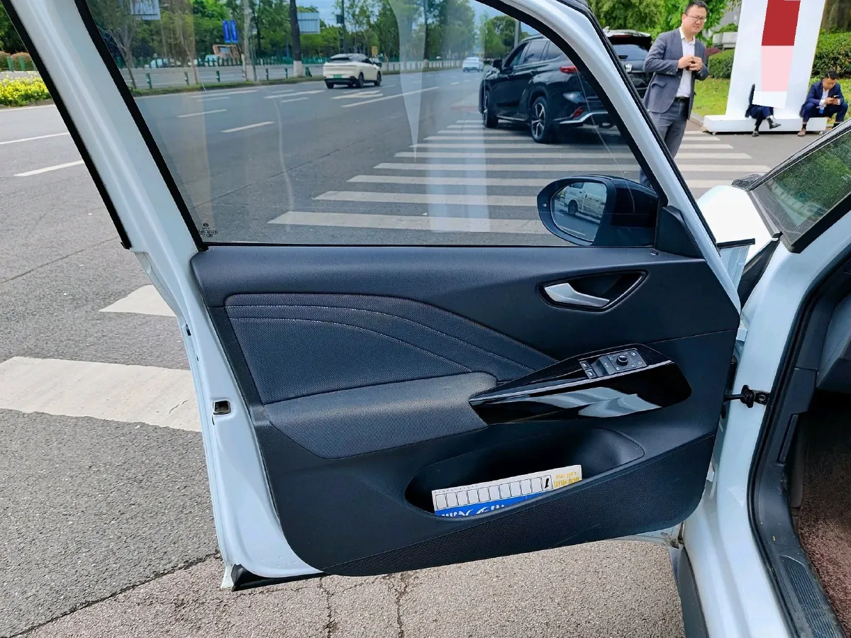 2023 Volkswagen ID.3 BEV 52.8KWH,autocango,china used car exporter,china ev exporter,chinese used car exporter,chinese used ev exporter