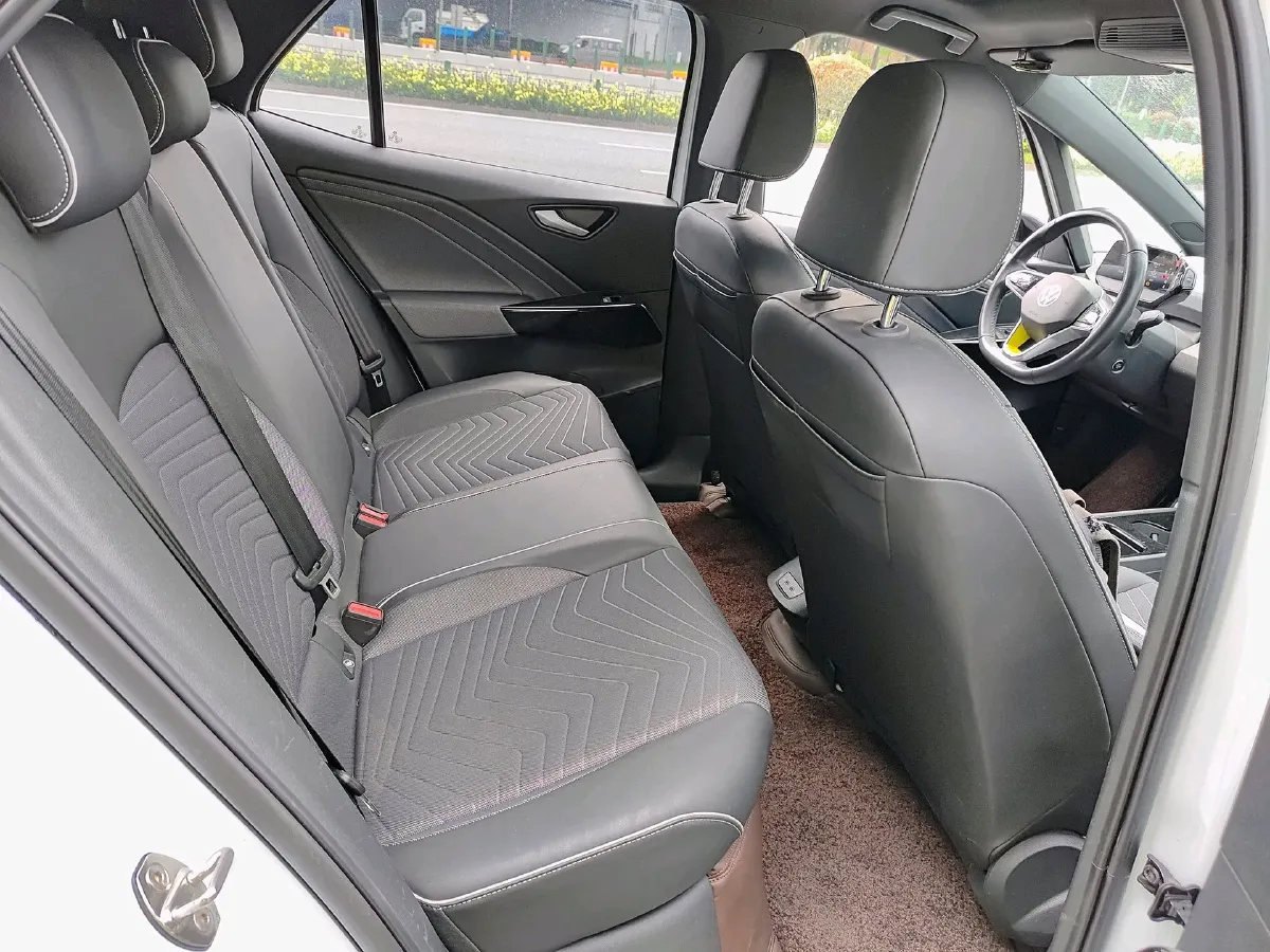 2023 Volkswagen ID.3 BEV 52.8KWH,autocango,china used car exporter,china ev exporter,chinese used car exporter,chinese used ev exporter