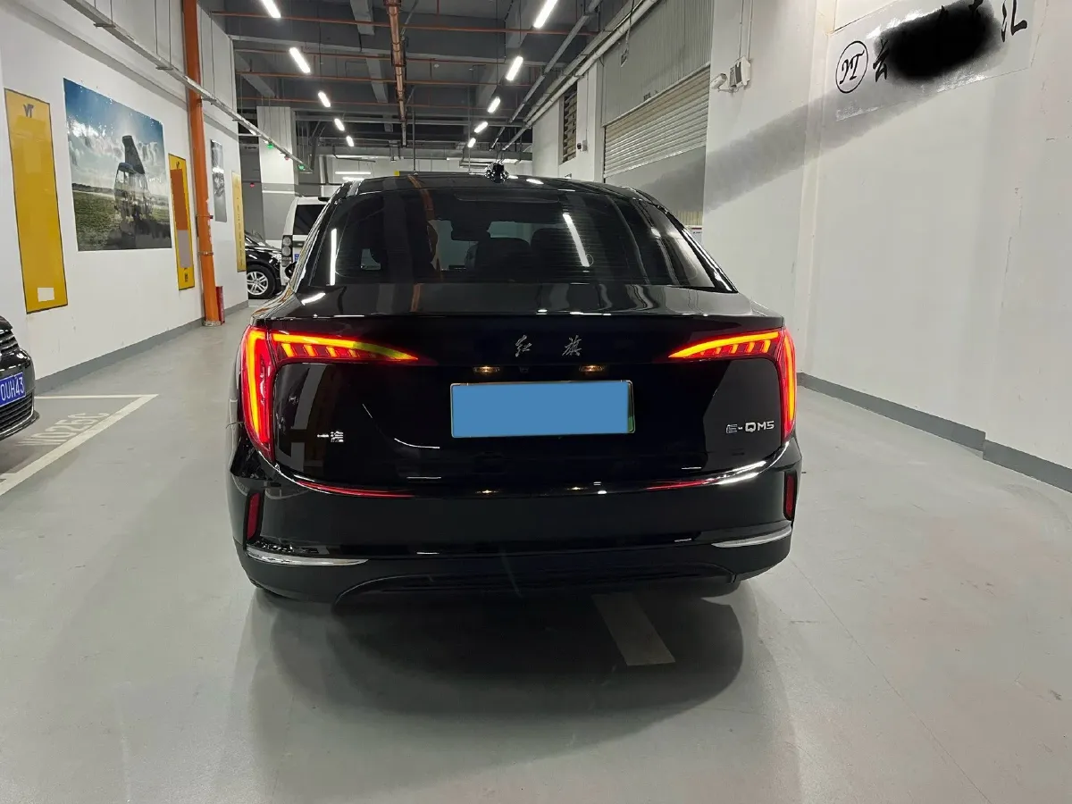 2024 HongQi E-QM5 BEV 60KWH,autocango,china used car exporter,china ev exporter,chinese used car exporter,chinese used ev exporter