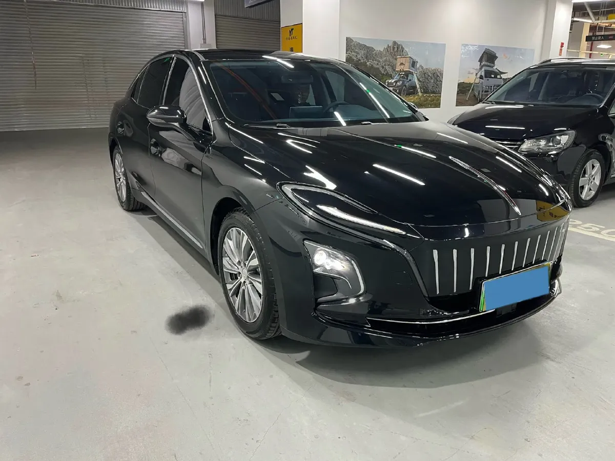 2024 HongQi E-QM5 BEV 60KWH,autocango,china used car exporter,china ev exporter,chinese used car exporter,chinese used ev exporter