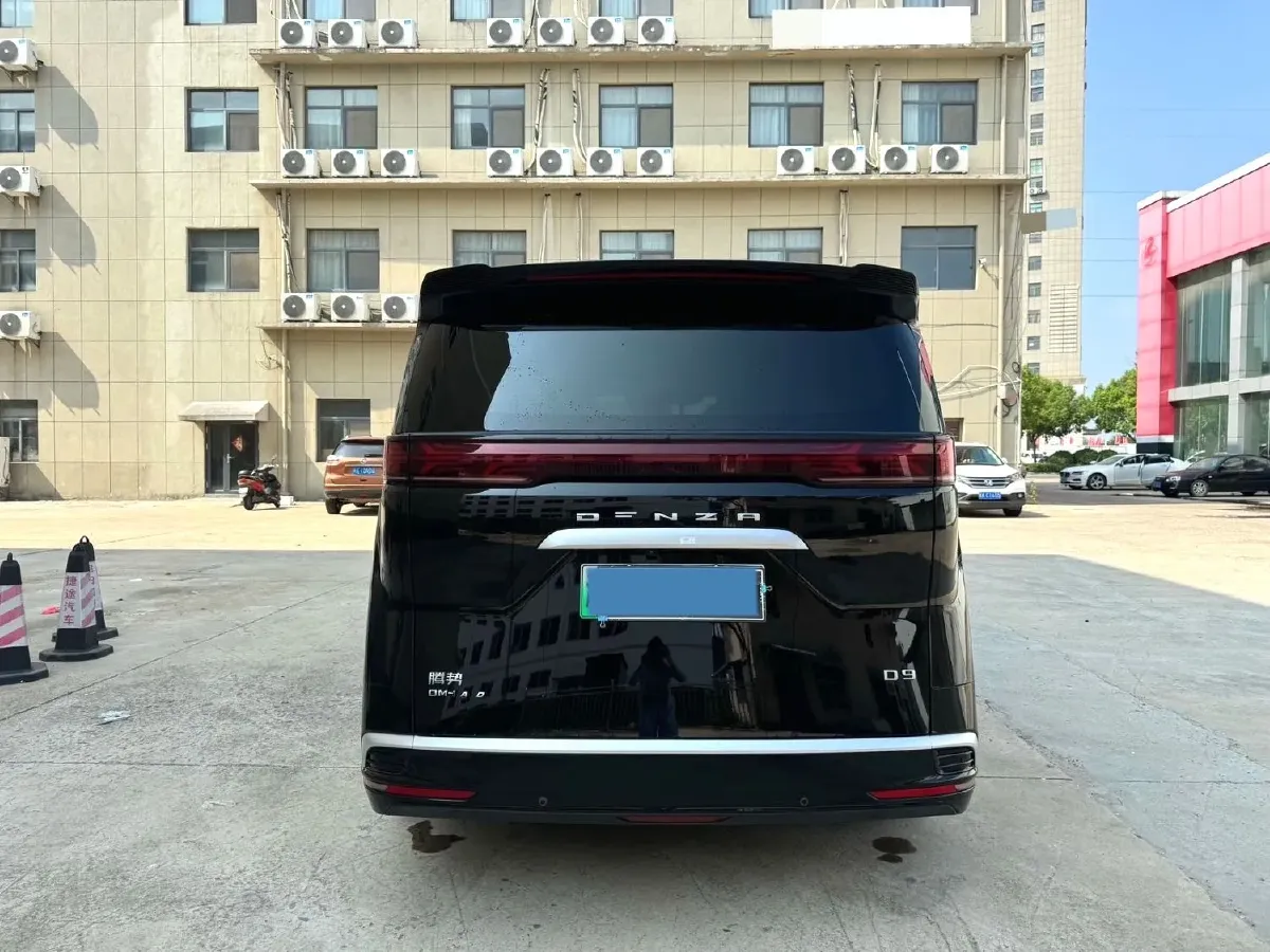 2024 Denza D9 1.5T 139HP L4 E-CVT PHEV 40KWH,autocango,china used car exporter,china ev exporter,chinese used car exporter,chinese used ev exporter