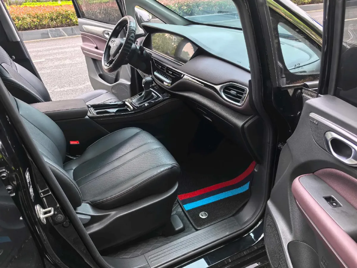 2023 GAC Trumpchi M6 1.5T 177HP L4 7DCT,autocango,china used car exporter,china ev exporter,chinese used car exporter,chinese used ev exporter