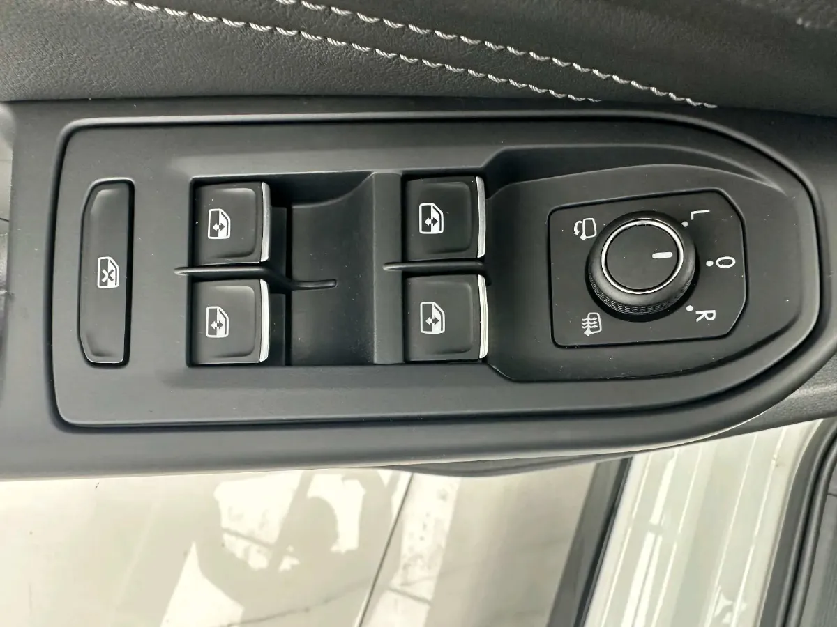 2023 Volkswagen Golf 1.4T 150HP L4 7DCT,autocango,china used car exporter,china ev exporter,chinese used car exporter,chinese used ev exporter