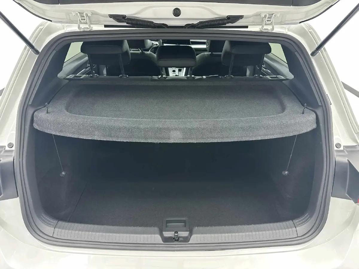 2023 Volkswagen Golf 1.4T 150HP L4 7DCT,autocango,china used car exporter,china ev exporter,chinese used car exporter,chinese used ev exporter