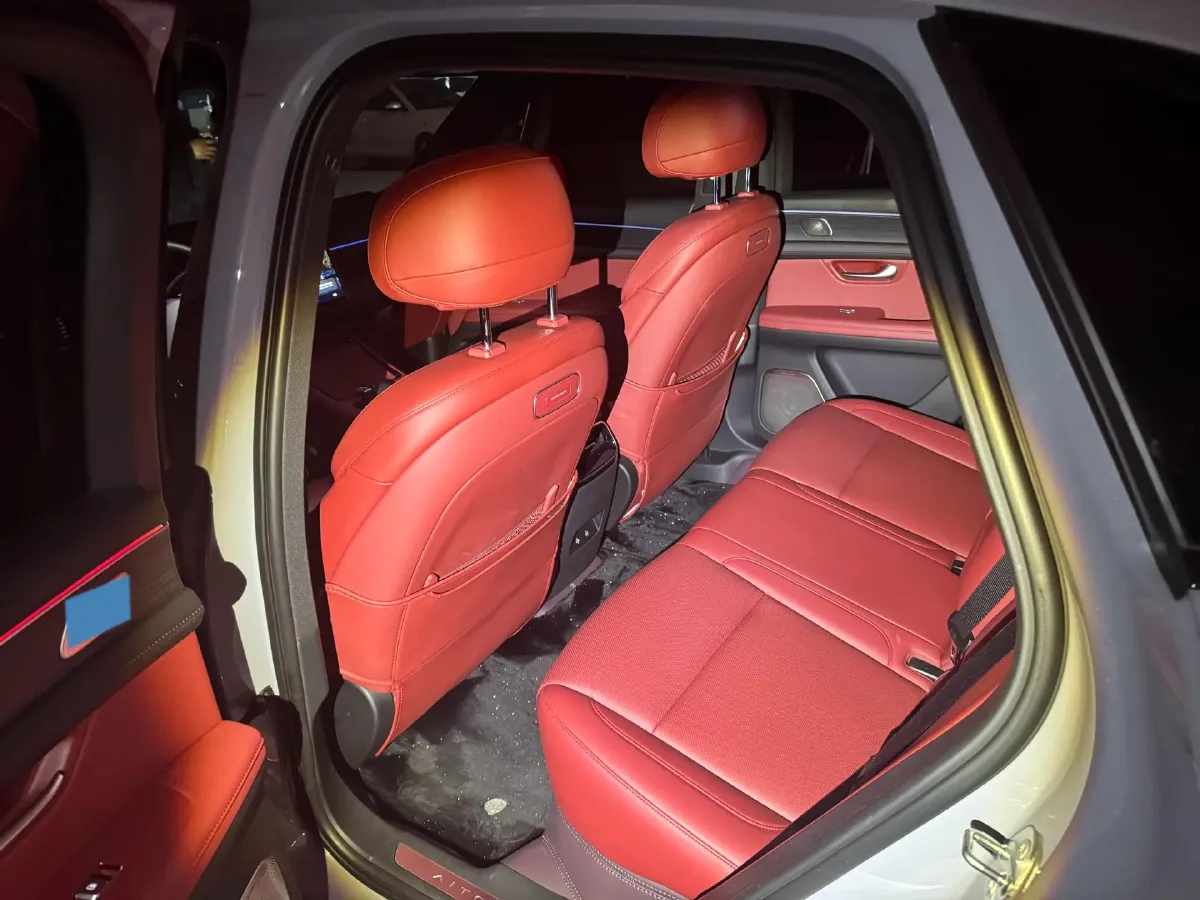 2024 AITO AITO M5 1.5T 152HP L4 REEV 42KWH,autocango,china used car exporter,china ev exporter,chinese used car exporter,chinese used ev exporter