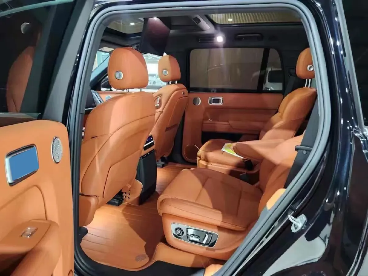 2023 Li L9 Range Extended 154HP REEV 42.6KWH,autocango,china used car exporter,china ev exporter,chinese used car exporter,chinese used ev exporter