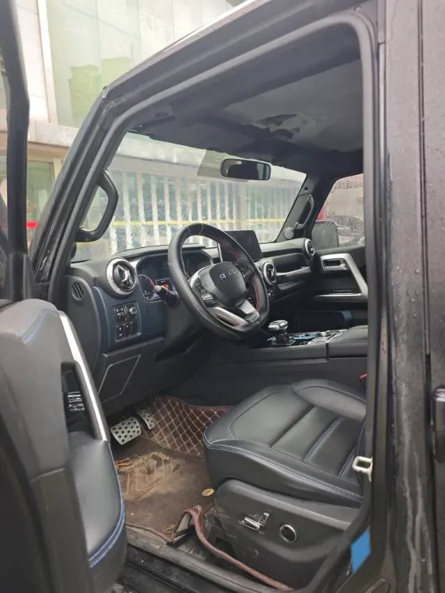 2024 Beijing BJ40 2.0T 163HP L4 8AT,autocango,china used car exporter,china ev exporter,chinese used car exporter,chinese used ev exporter