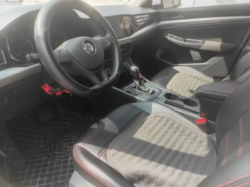 2019 Bestune T77 1.2T 143HP L4 7DCT,autocango,china used car exporter,china ev exporter,chinese used car exporter,chinese used ev exporter