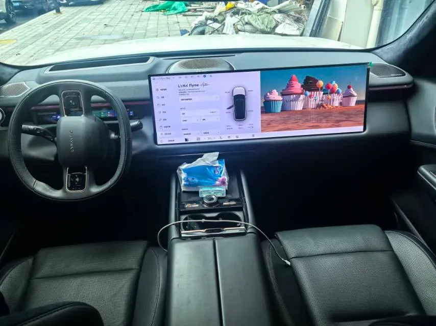 2025 LYNK&CO 900 2.0T 254HP L4 3DHT PHEV,autocango,china used car exporter,china ev exporter,chinese used car exporter,chinese used ev exporter