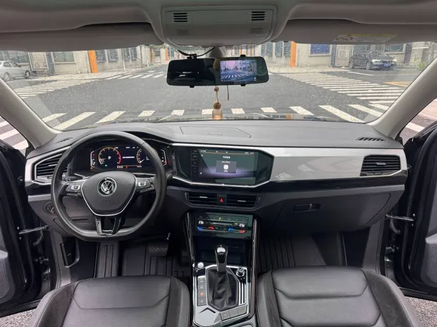 2021 Volkswagen Tayron 2.0T 186HP L4 7DCT,autocango,china used car exporter,china ev exporter,chinese used car exporter,chinese used ev exporter