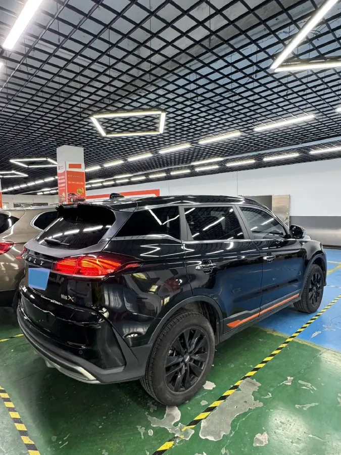 2022 Geely Azkarra 1.8T 184HP L4 7DCT,autocango,china used car exporter,china ev exporter,chinese used car exporter,chinese used ev exporter