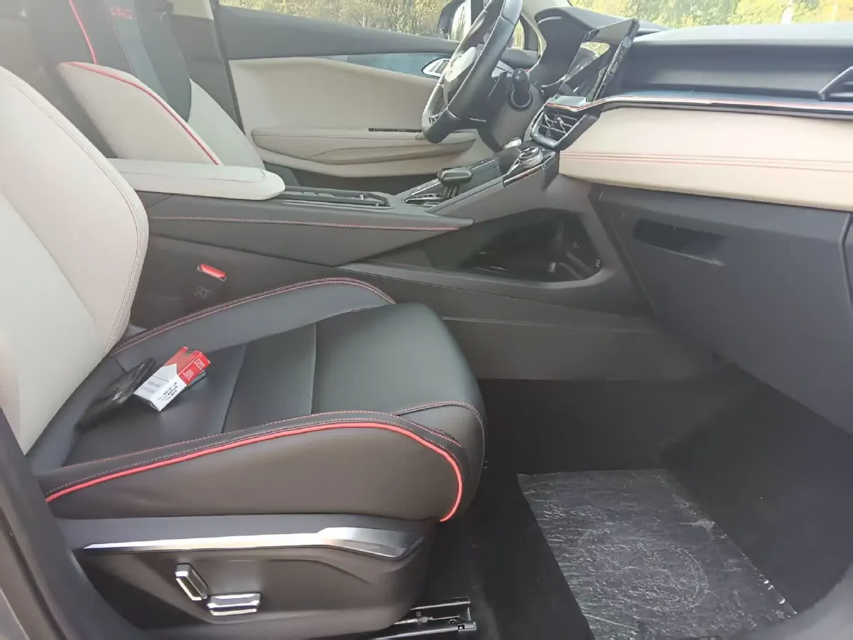 2020 LYNK&CO 06 1.5T 177HP L3 7DCT,autocango,china used car exporter,china ev exporter,chinese used car exporter,chinese used ev exporter