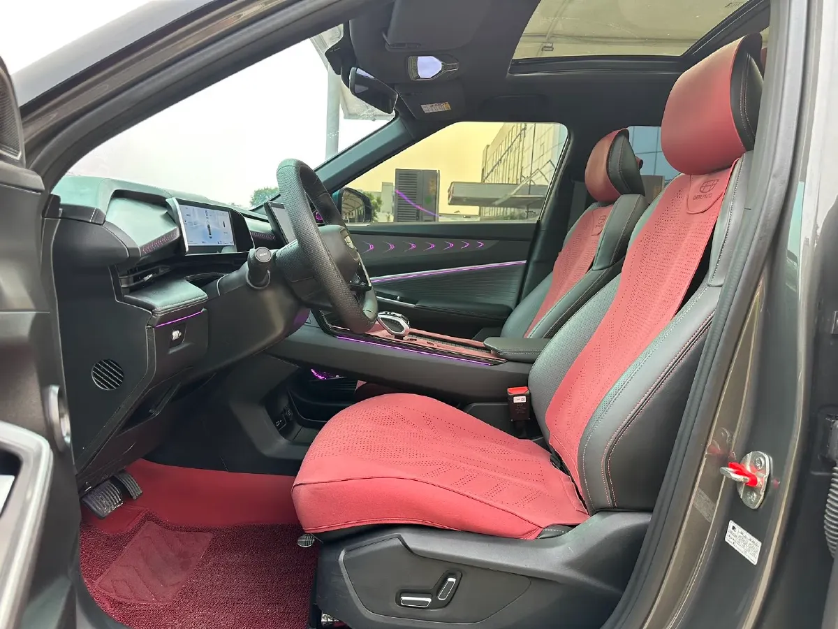 2023 Geely Azkarra 1.5T 181HP L4 7DCT,autocango,china used car exporter,china ev exporter,chinese used car exporter,chinese used ev exporter