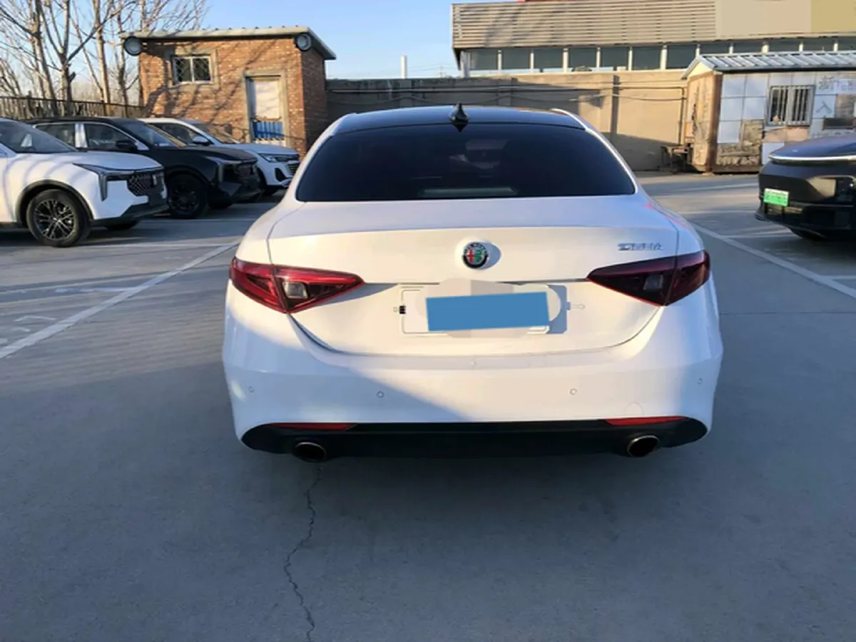 2017 Toyota Highlander 2.0T 220HP L4 6AT,autocango,china used car exporter,china ev exporter,chinese used car exporter,chinese used ev exporter