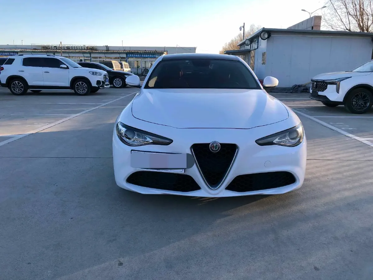 2017 Toyota Highlander 2.0T 220HP L4 6AT,autocango,china used car exporter,china ev exporter,chinese used car exporter,chinese used ev exporter