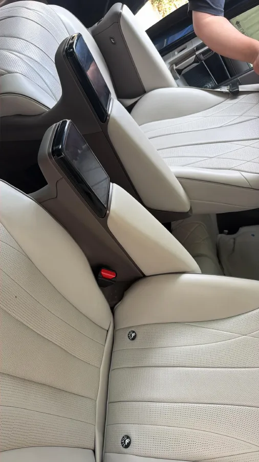 2023 Denza D9 1.5T 139HP L4 E-CVT PHEV 20.39KWH,autocango,china used car exporter,china ev exporter,chinese used car exporter,chinese used ev exporter